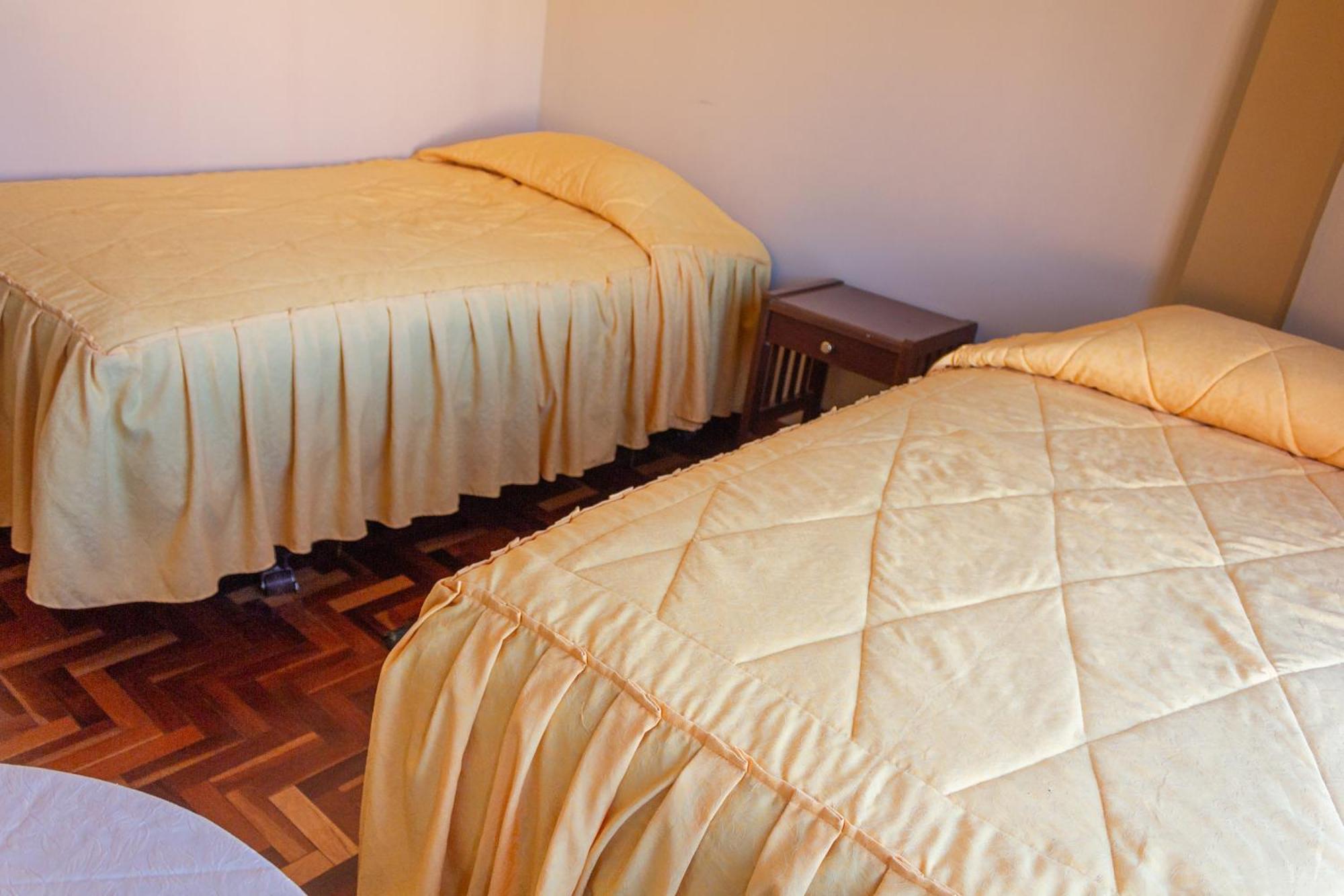 Hostal Sonia Copacabana  Extérieur photo