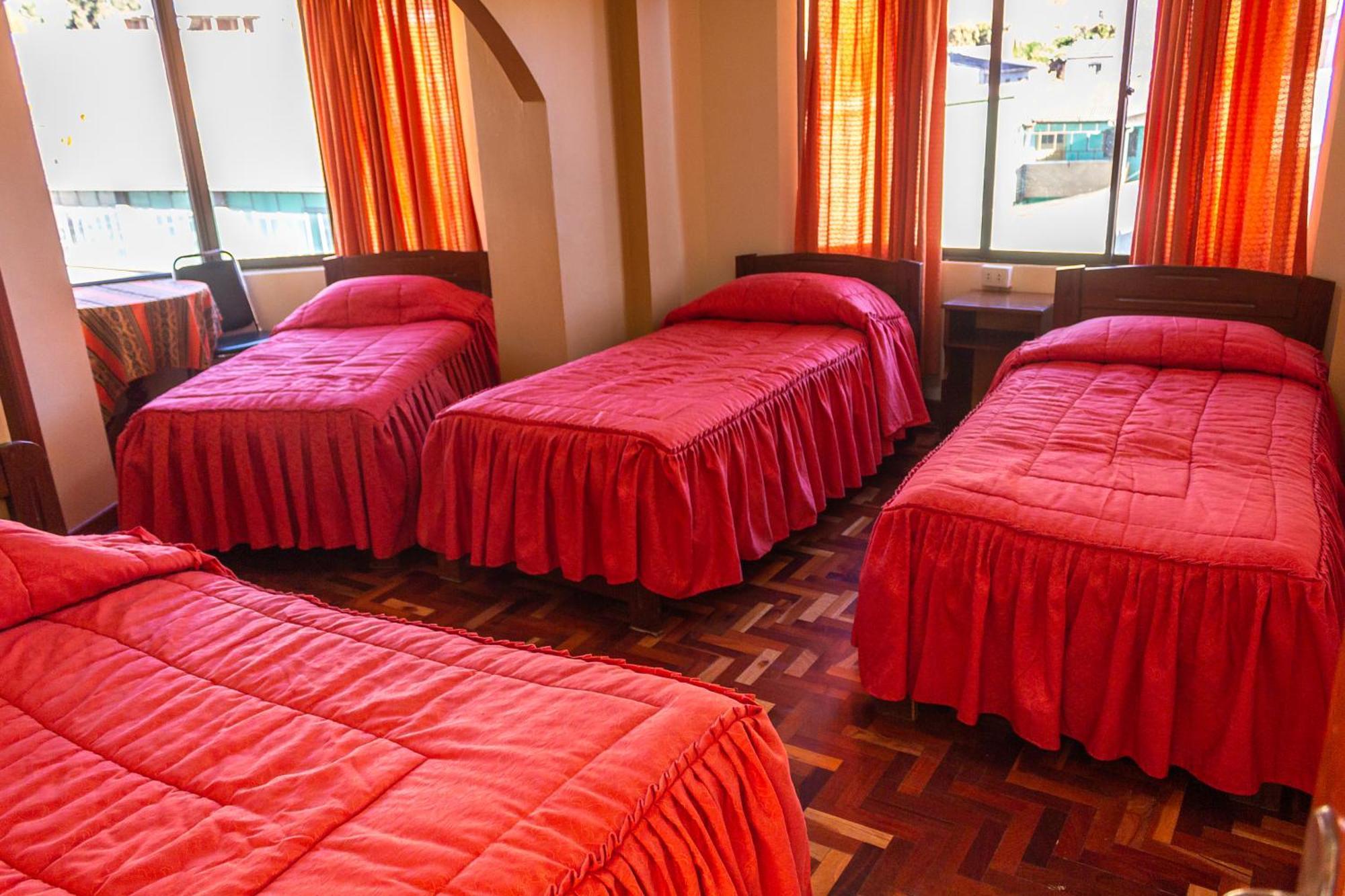 Hostal Sonia Copacabana  Extérieur photo