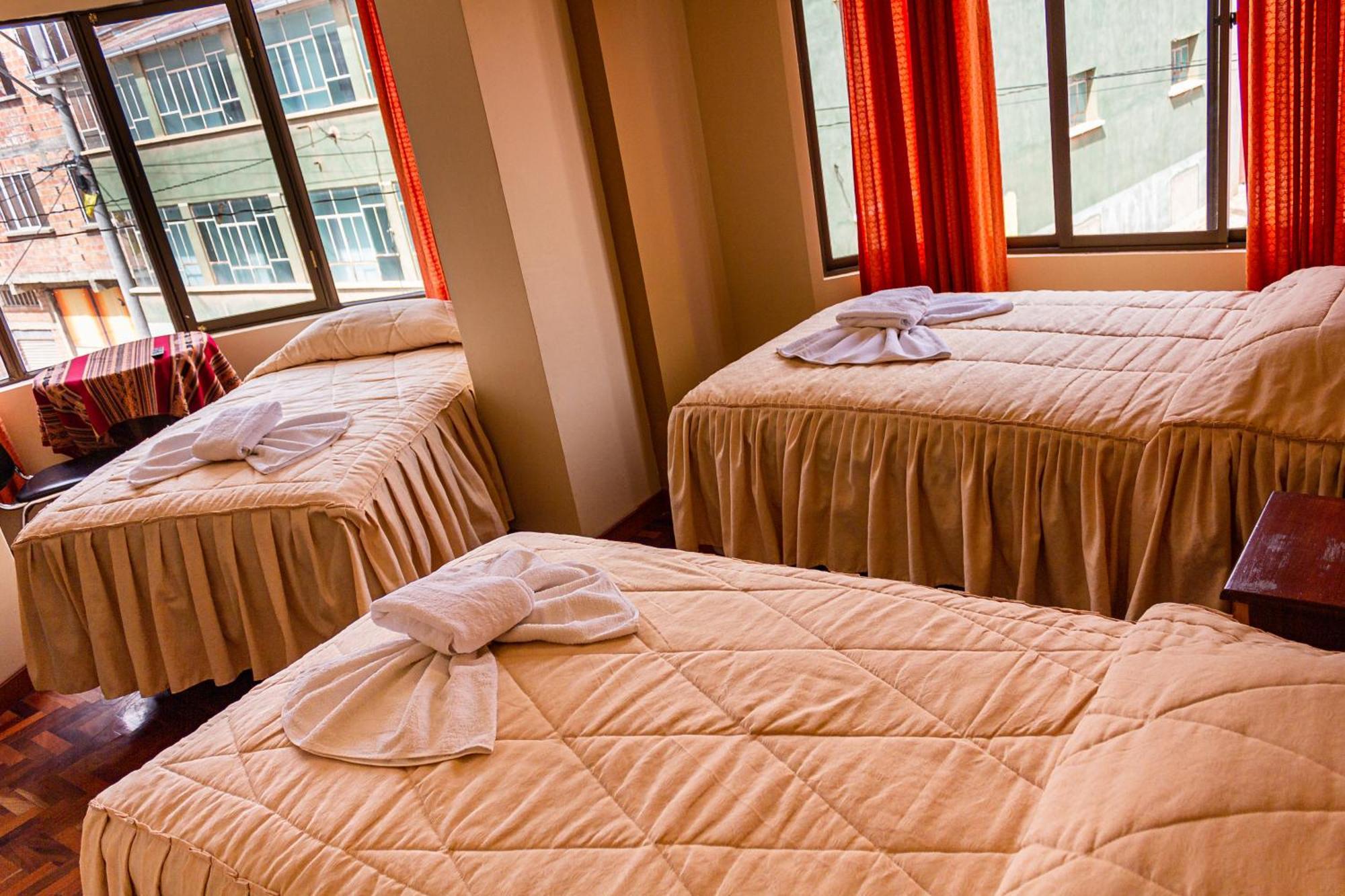 Hostal Sonia Copacabana  Extérieur photo